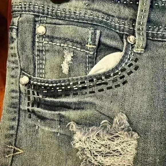Dollhouse Jeans Distressed Ripped Bead & Crystal Embellished Light Wash size 11 - Picture 3 of 5